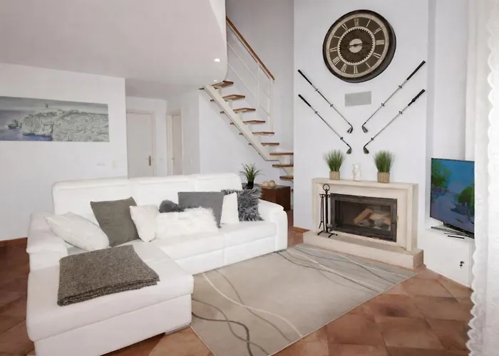 Lejlighed Lo Exclusive Lisboa - Apartament With Terrace And Golf View *