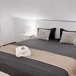 Exklusive Galeriewohnung / Golfplatzblick Charneca (Setubal)