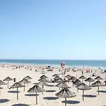 Exklusive Galeriewohnung / Golfplatzblick * Charneca (Setubal)